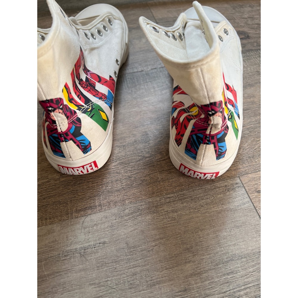 H&M Marvel High Top Sneakers Mens 9 White Comic Graphic Good Avengers 0971910
